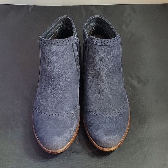 NAOT VELVET NUBUCK NEFASI WOMEN"S ANKLE ROUND TOE ZIP CLOSURE BOOTIES - Picture 3 of 16